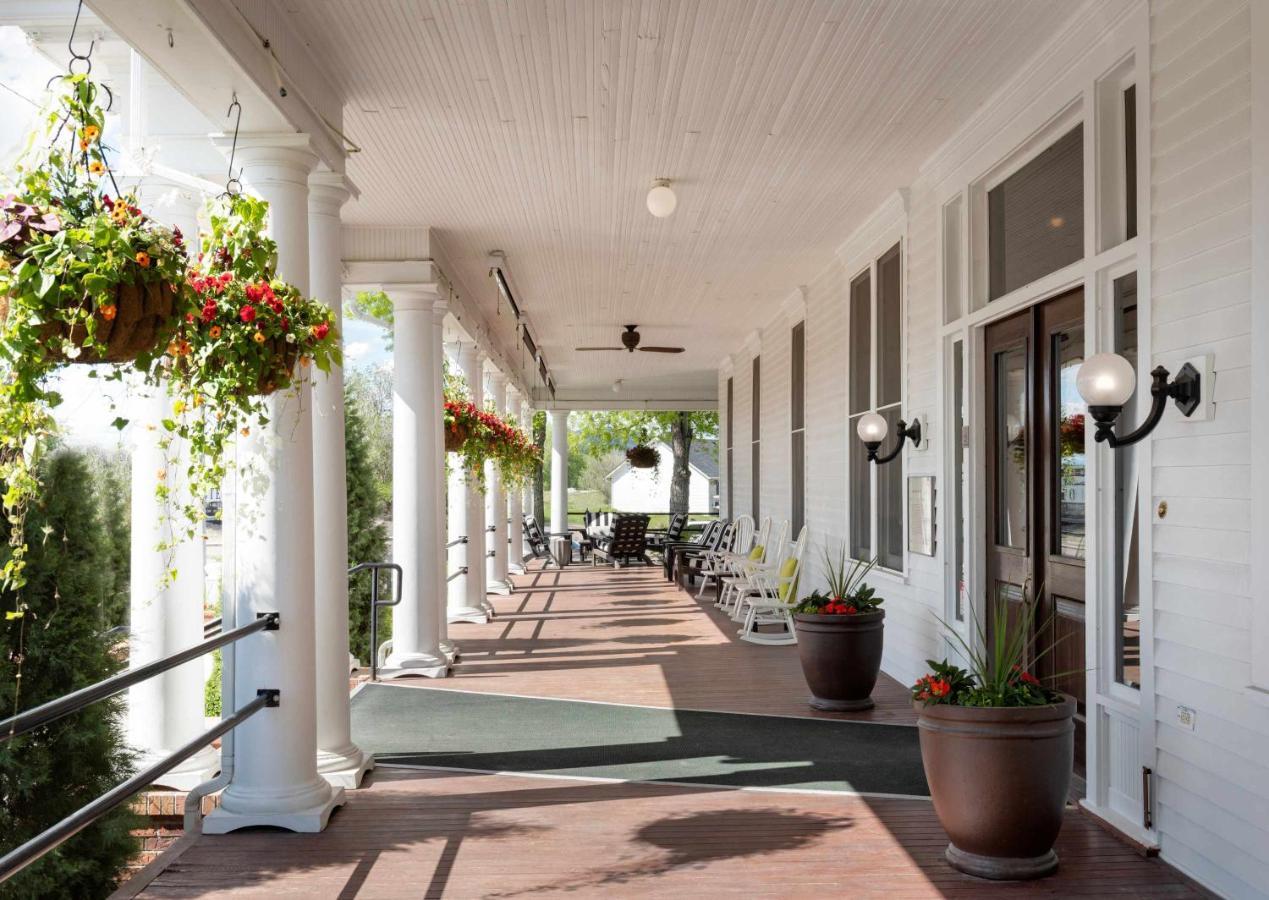 Three Forks The Sacajawea Hotel מראה חיצוני תמונה